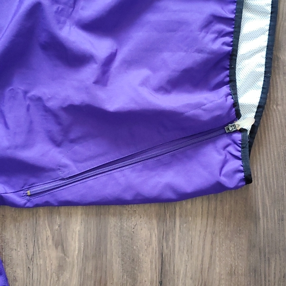 Vintage Minnesota Vikings Windbreaker - Picture 4 of 8